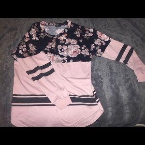 Pink flower printed long sleeve shirt
